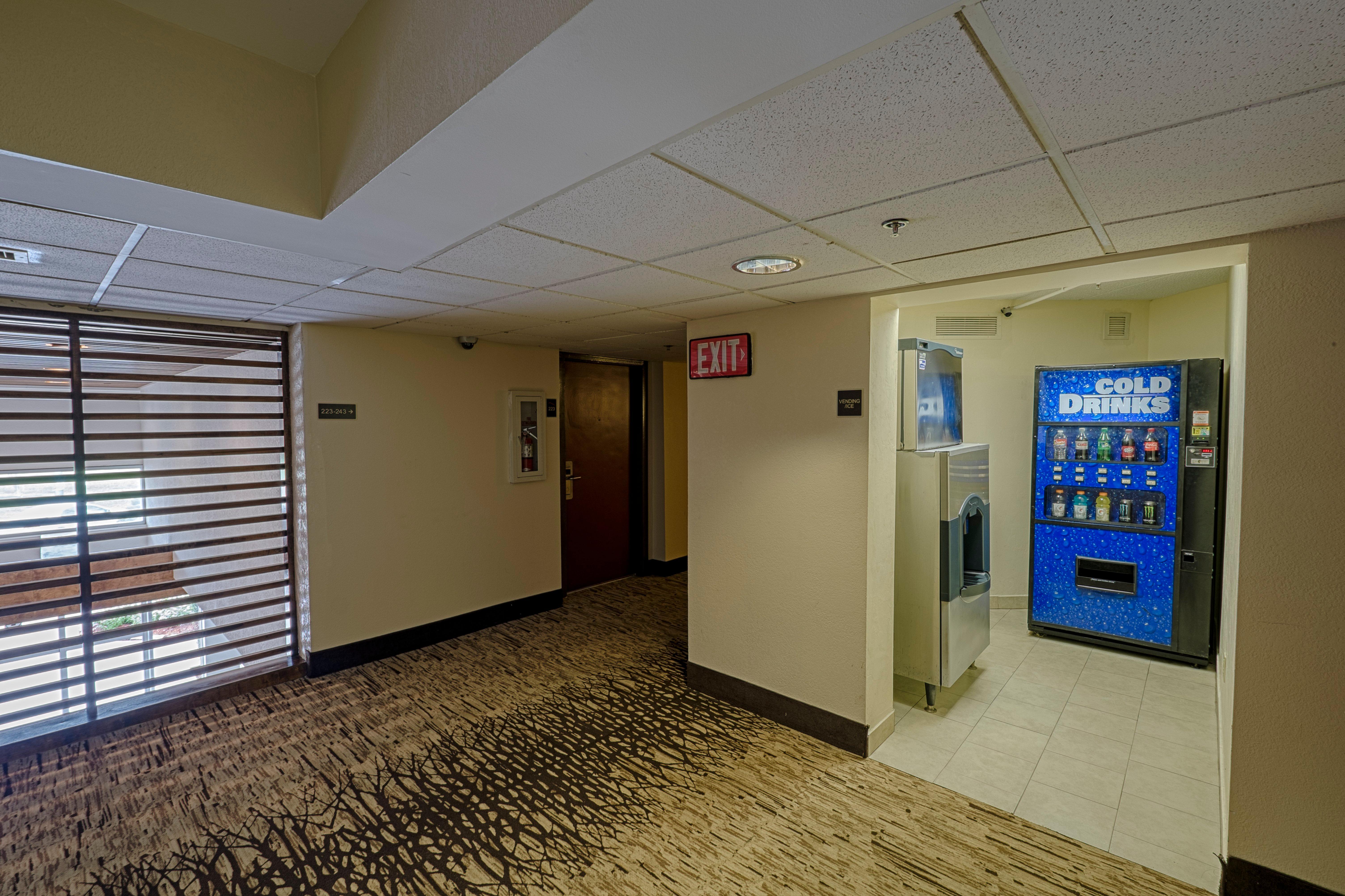 Red Roof Inn Plus+ Houston - Energy Corridor Εξωτερικό φωτογραφία