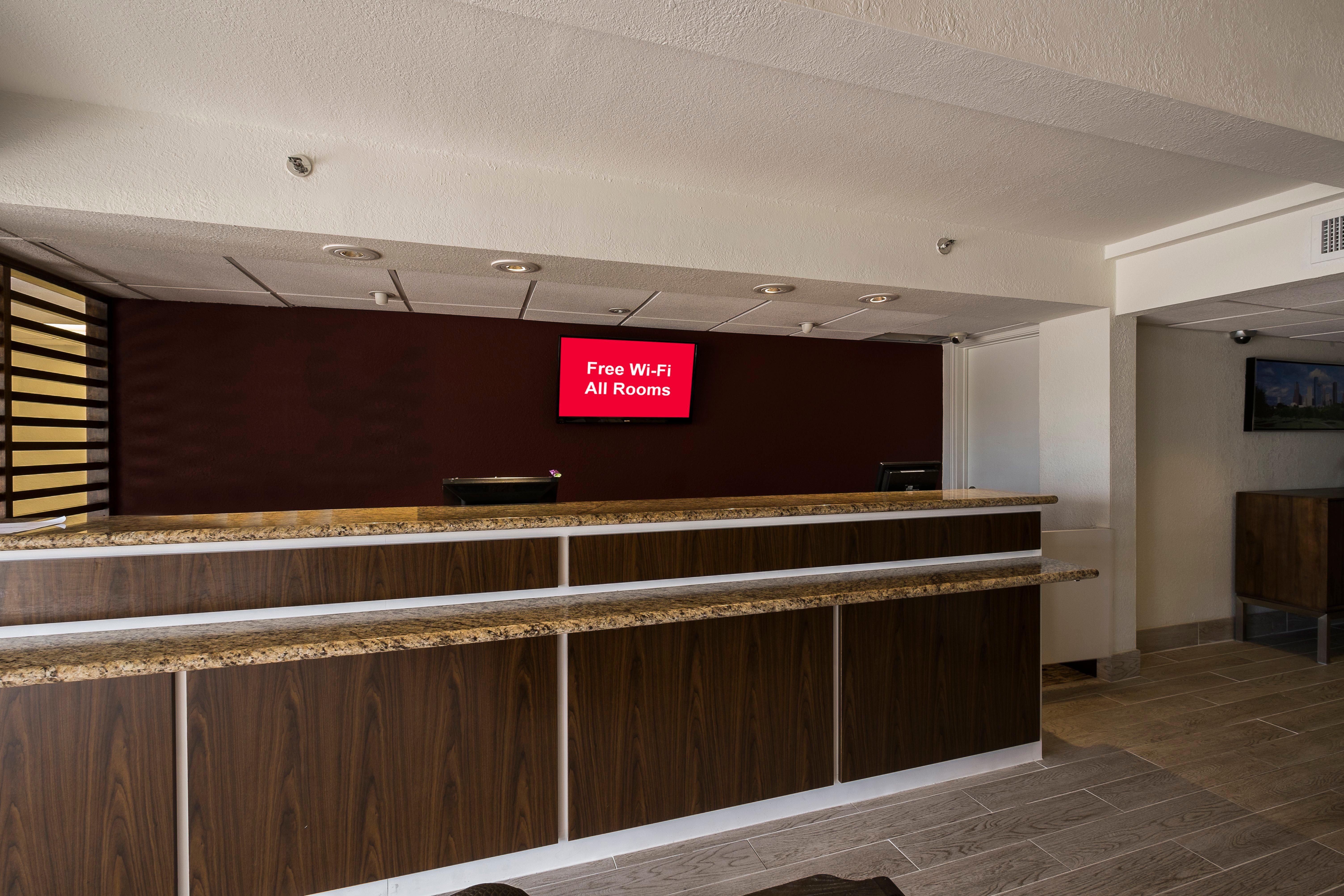 Red Roof Inn Plus+ Houston - Energy Corridor Εξωτερικό φωτογραφία