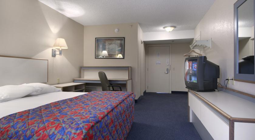 Red Roof Inn Plus+ Houston - Energy Corridor Δωμάτιο φωτογραφία