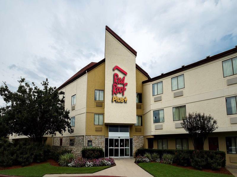 Red Roof Inn Plus+ Houston - Energy Corridor Εξωτερικό φωτογραφία